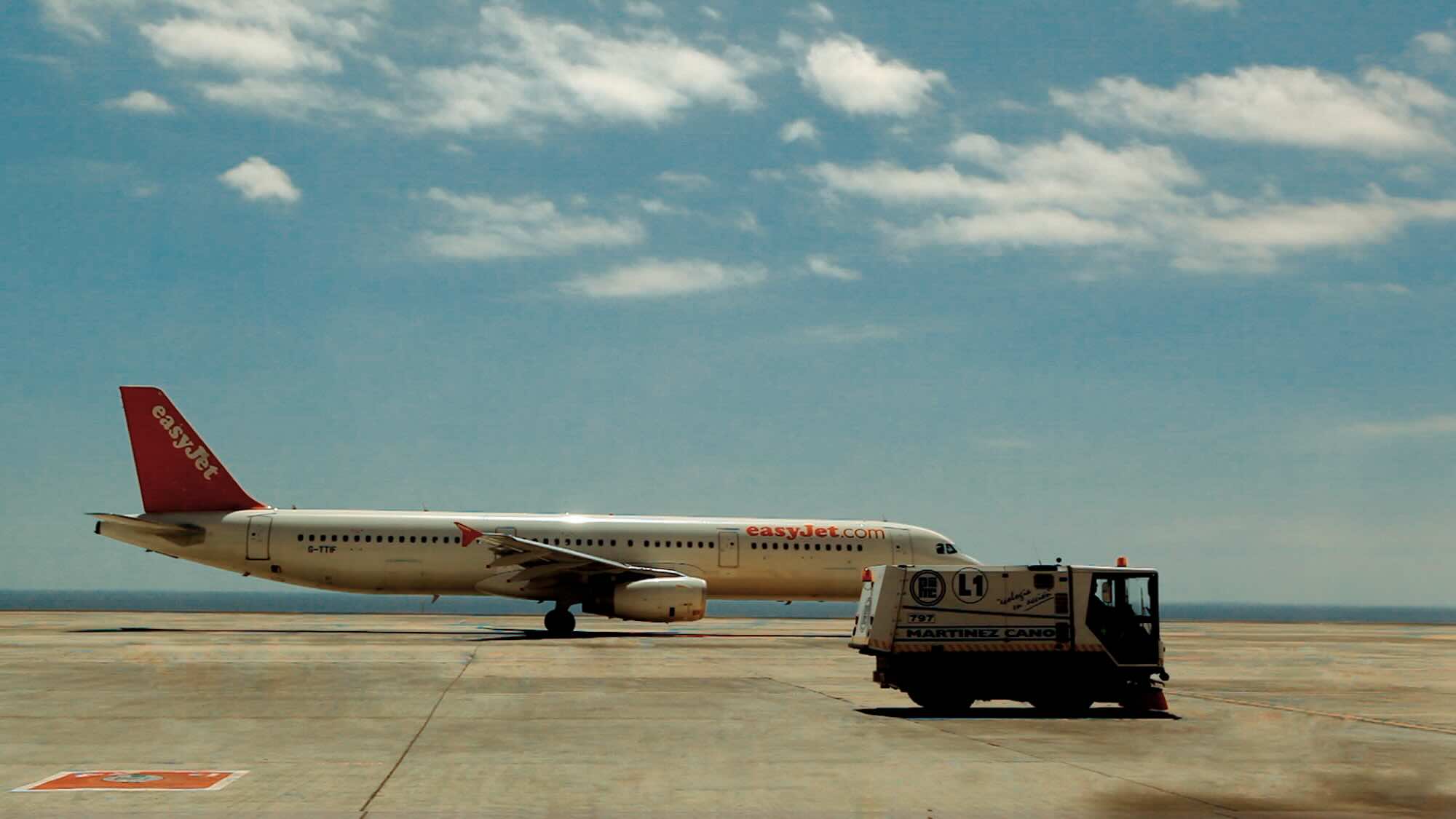 https://www.martinezcano-sa.es/wp-content/uploads/Gestion-de-residuos-aeroportuarios-y-portuarios.jpg
